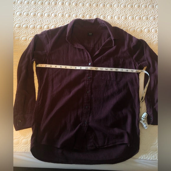 Uni Qlo button up long sleeve - Picture 3 of 5